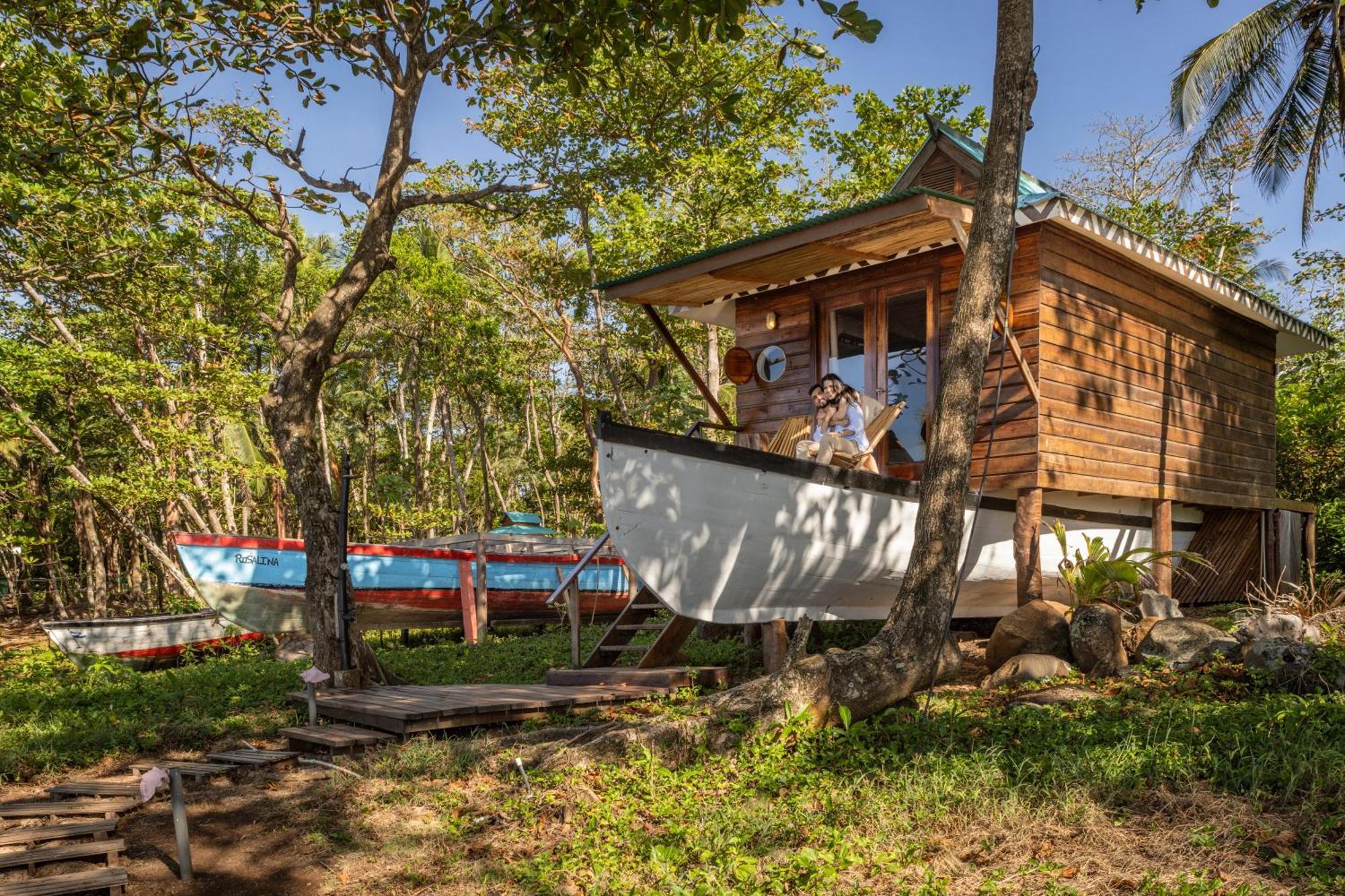 Yemaya Reefs, A Small Luxury Hotel Малий Кукурудзяний острів Екстер'єр фото