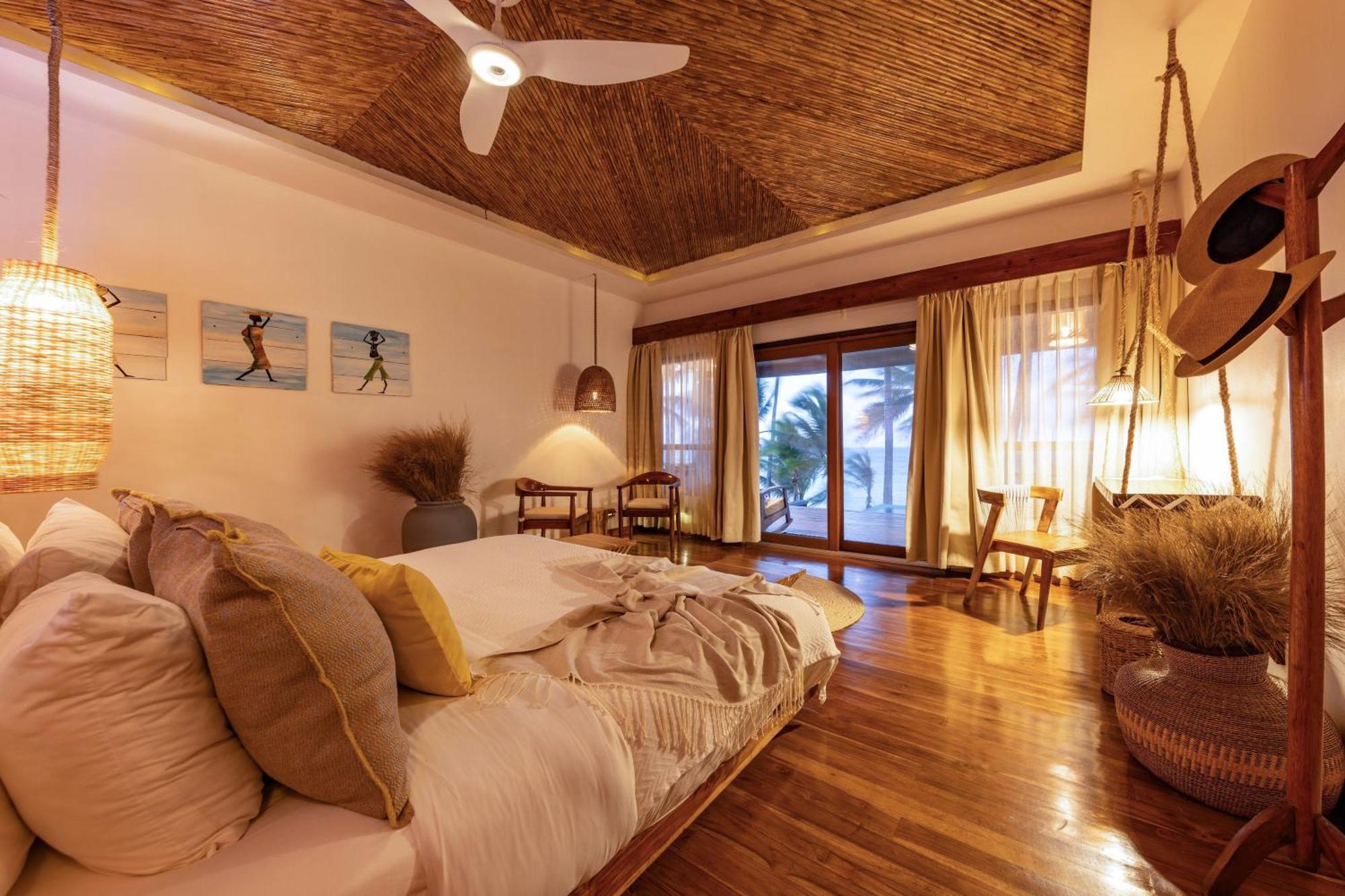 Yemaya Reefs, A Small Luxury Hotel Малий Кукурудзяний острів Екстер'єр фото