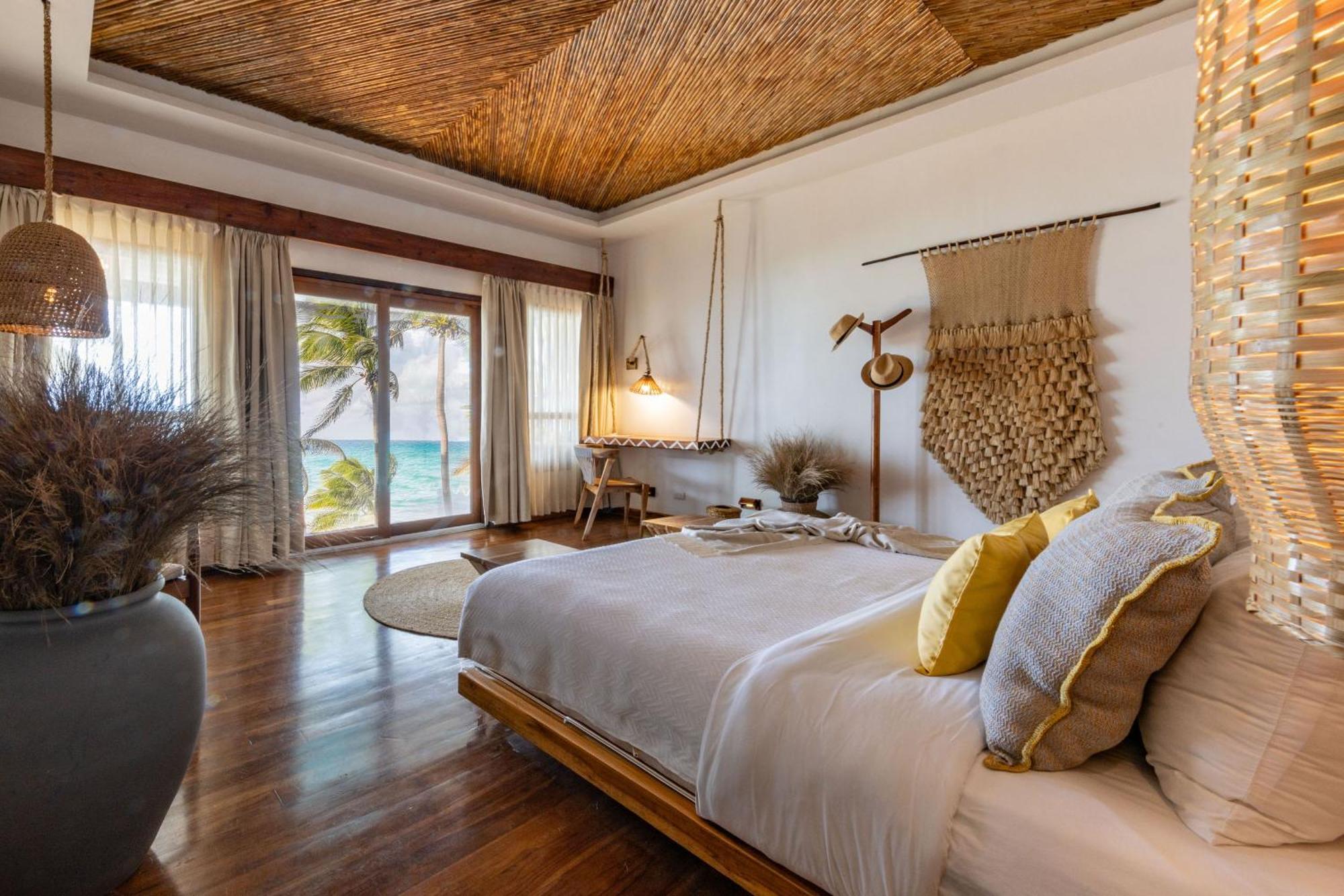 Yemaya Reefs, A Small Luxury Hotel Малий Кукурудзяний острів Екстер'єр фото